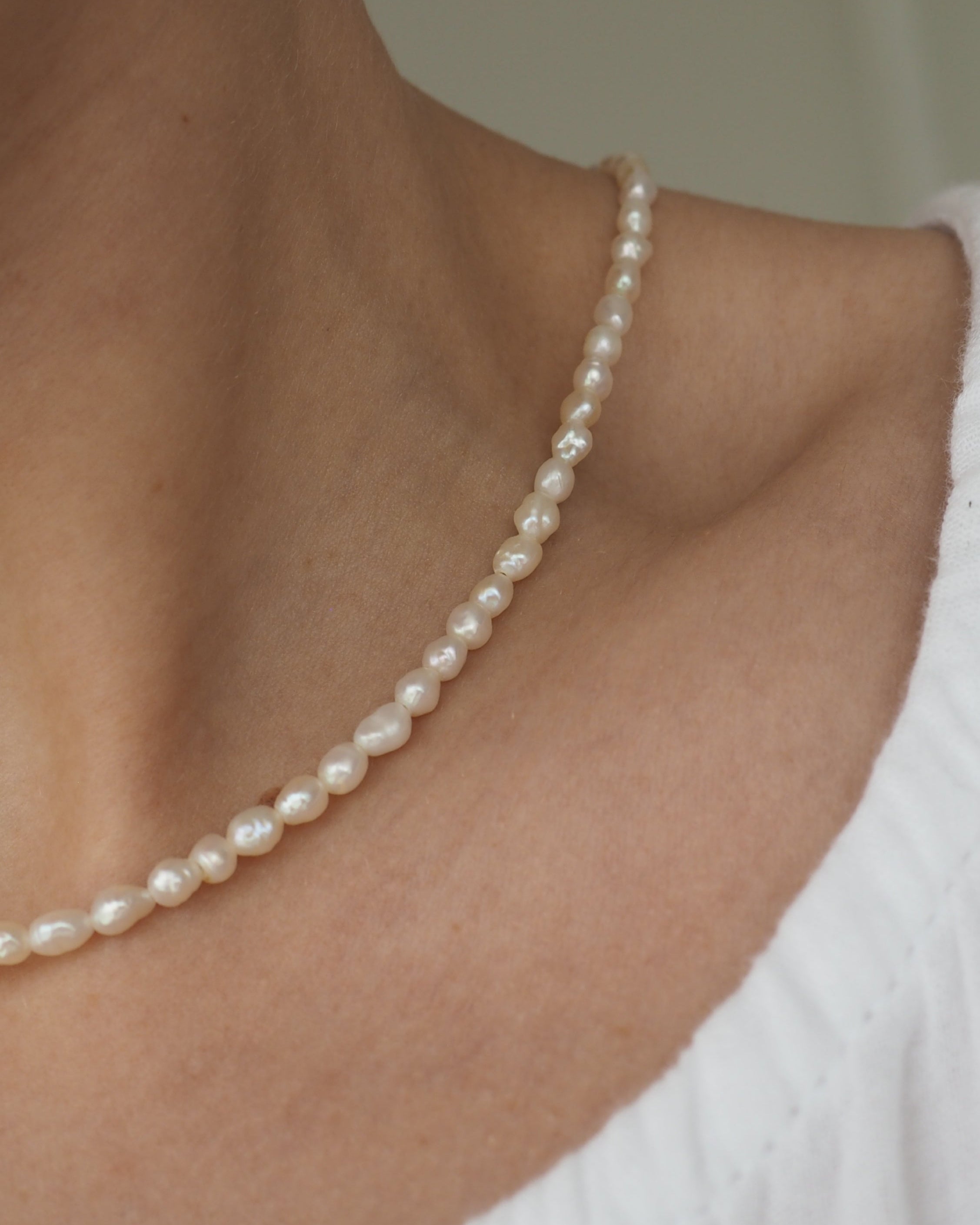 TANLINES Choker