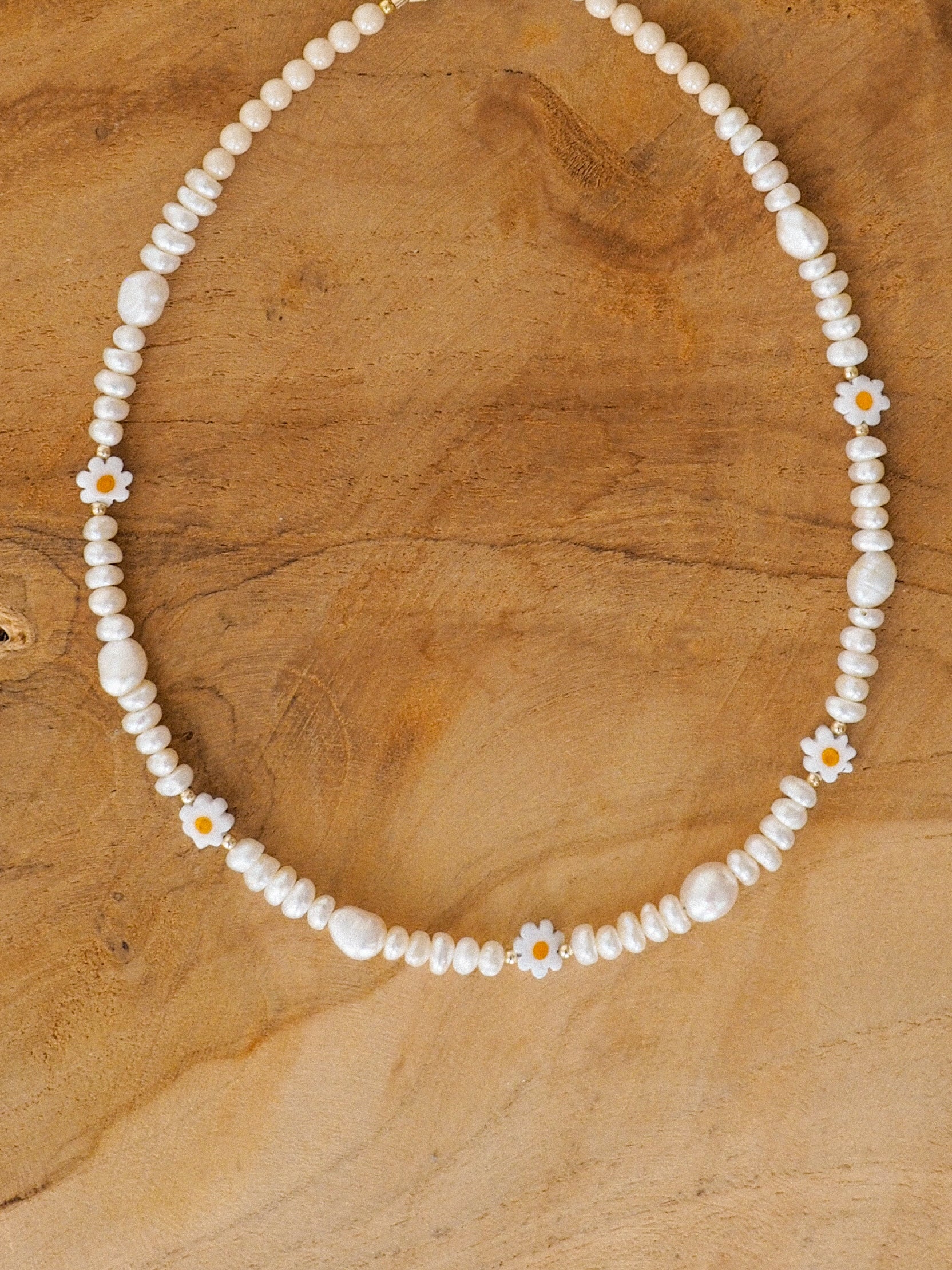 Fiori Pearl Choker