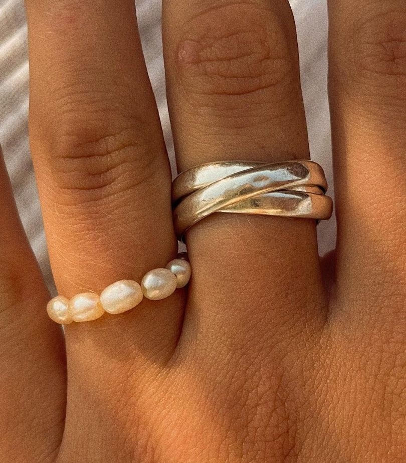 SUNRAYS Ring