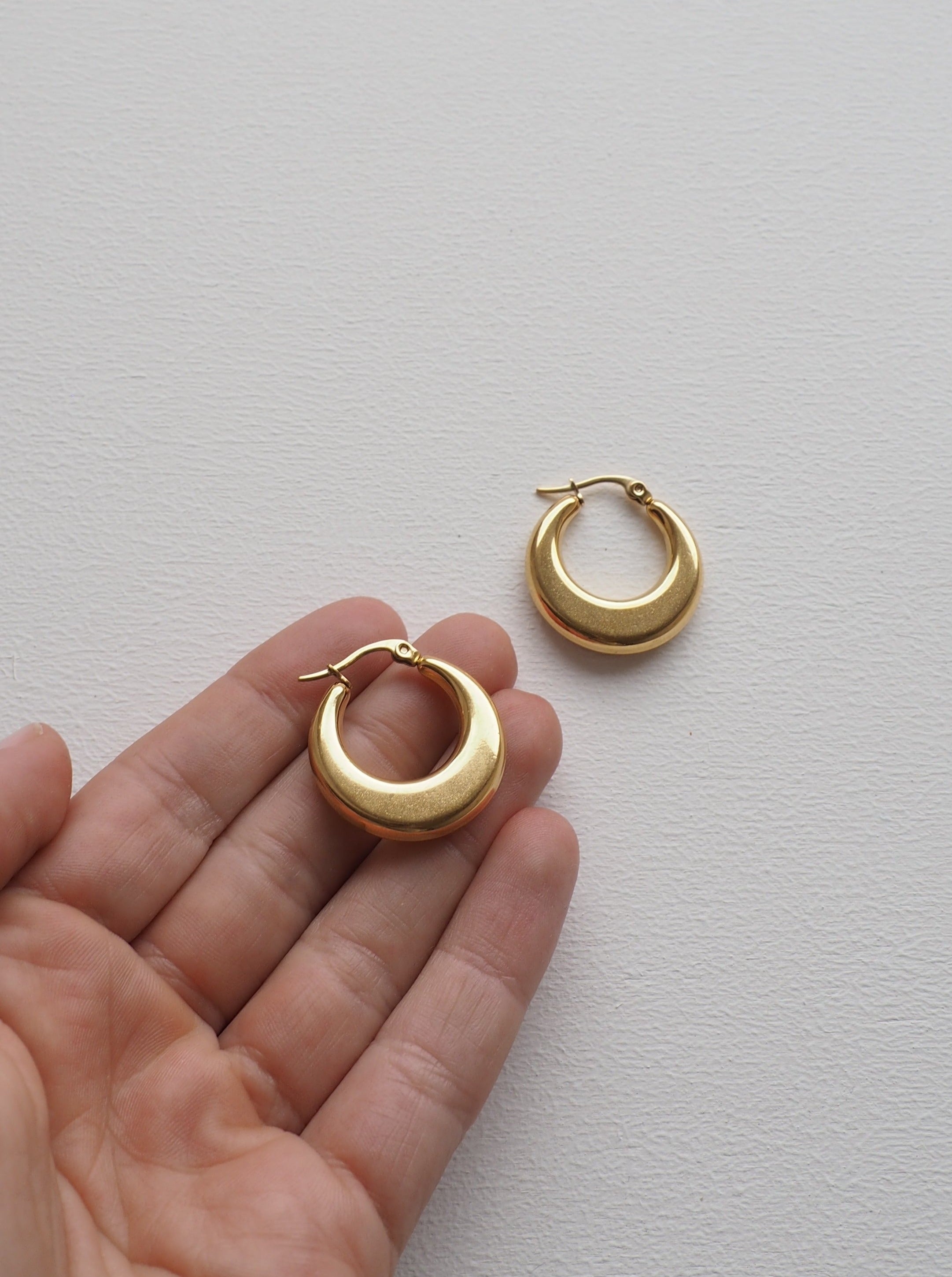 ISLA Hoop Earrings