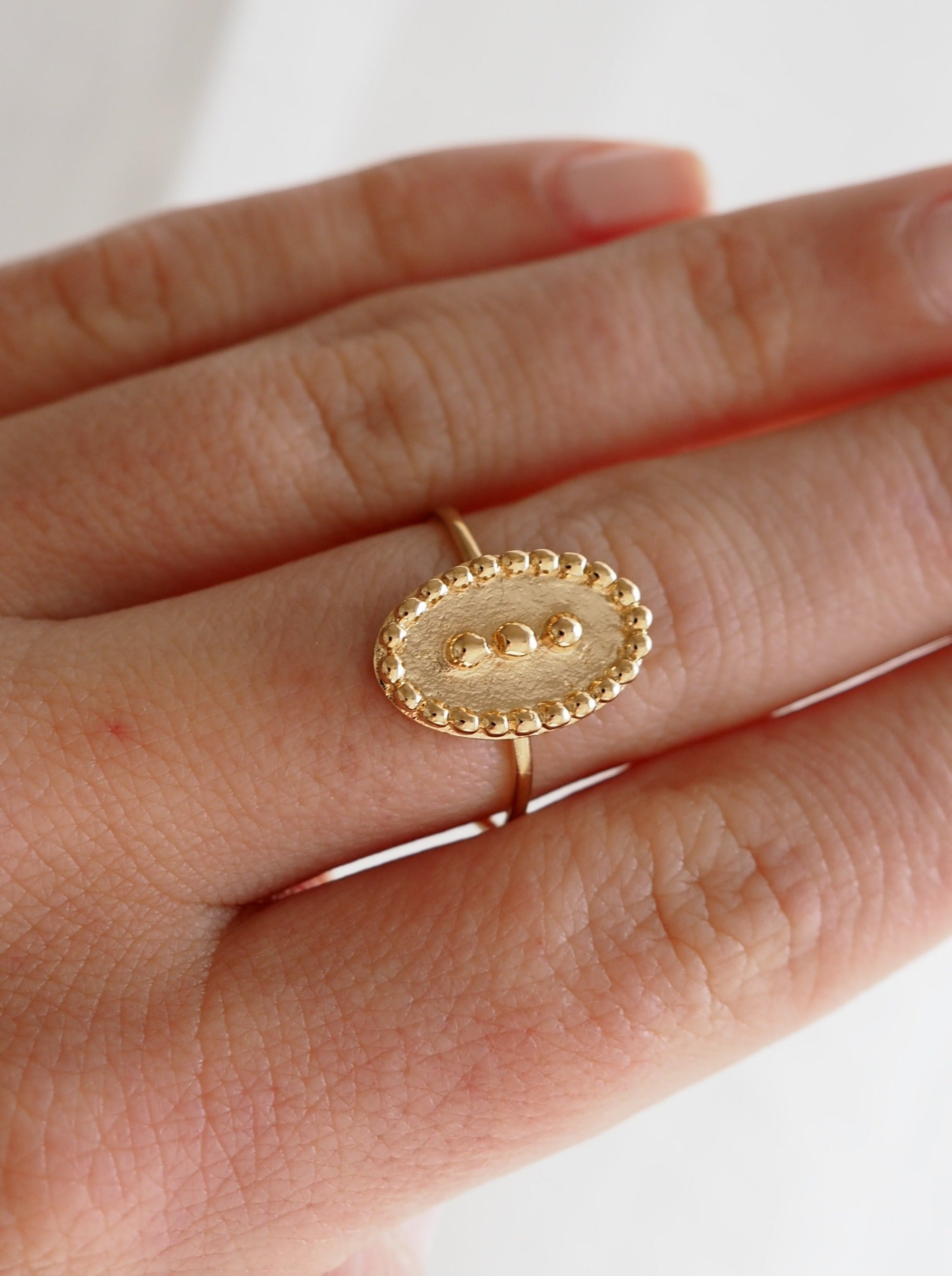 VALENCIA Ring