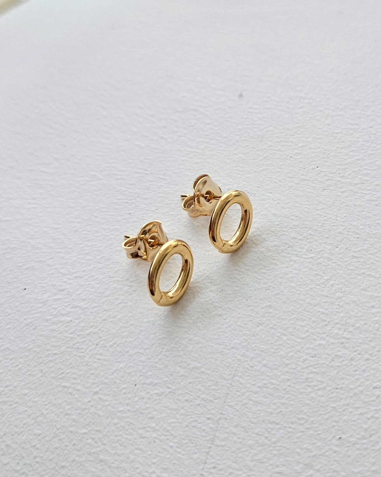 OVAL Ear Studs