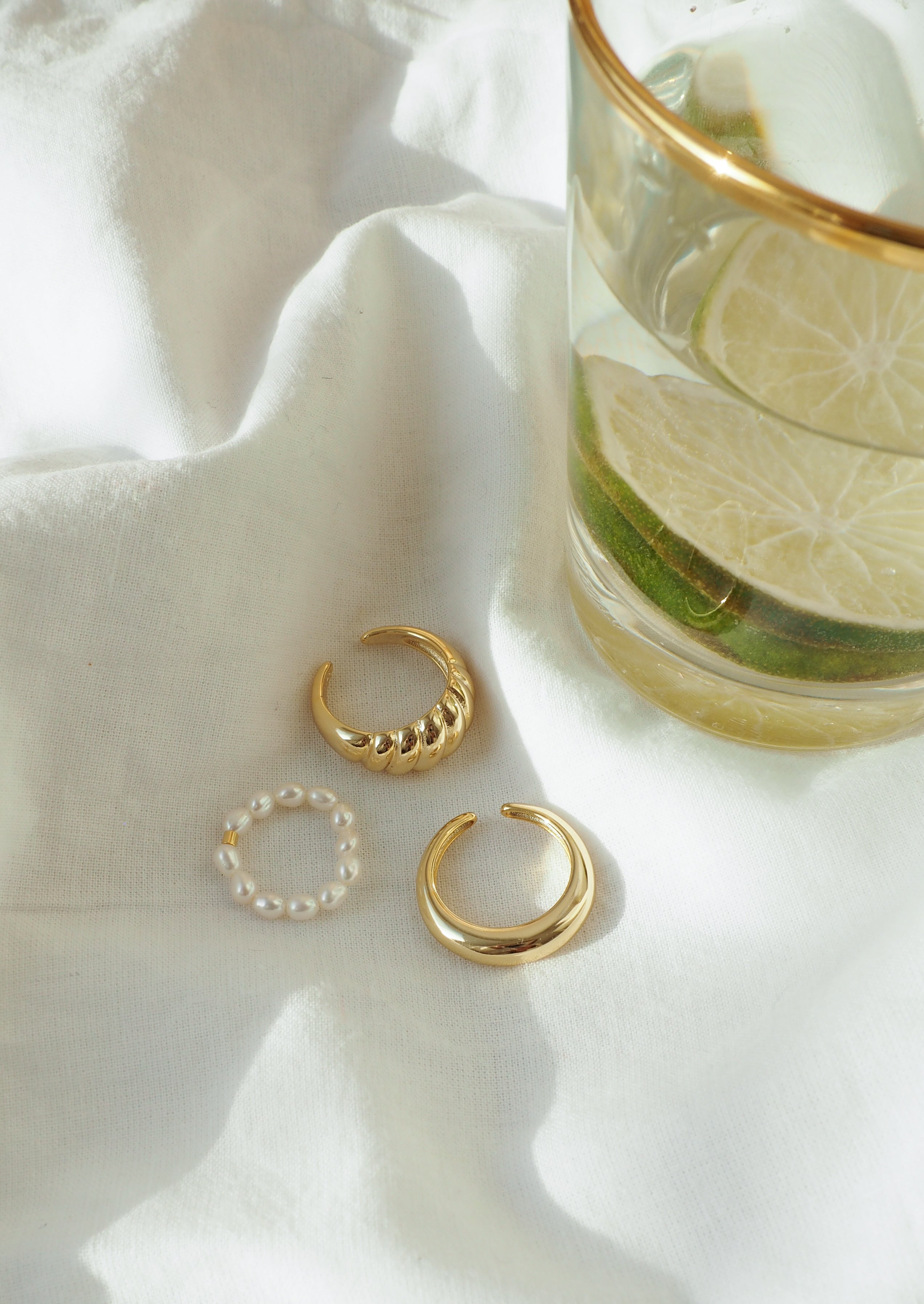 SUNRAYS Ring